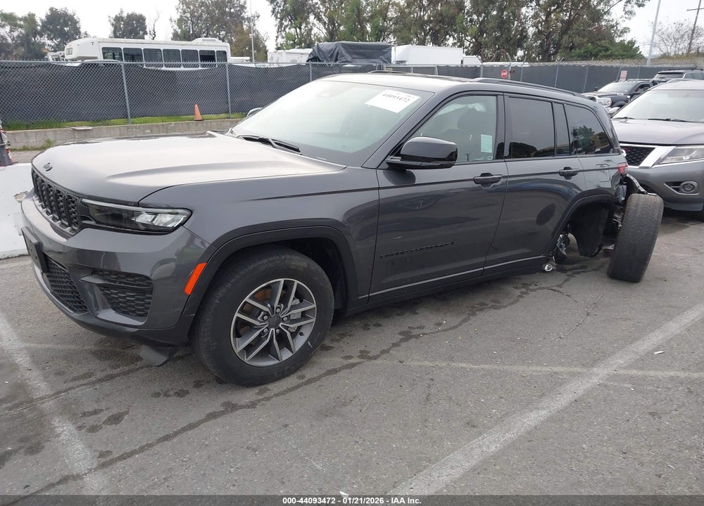2025 JEEP GRAND CHEROKEE ALTITUDE 4X2 VIN: 1C4RJGAGXSC355610