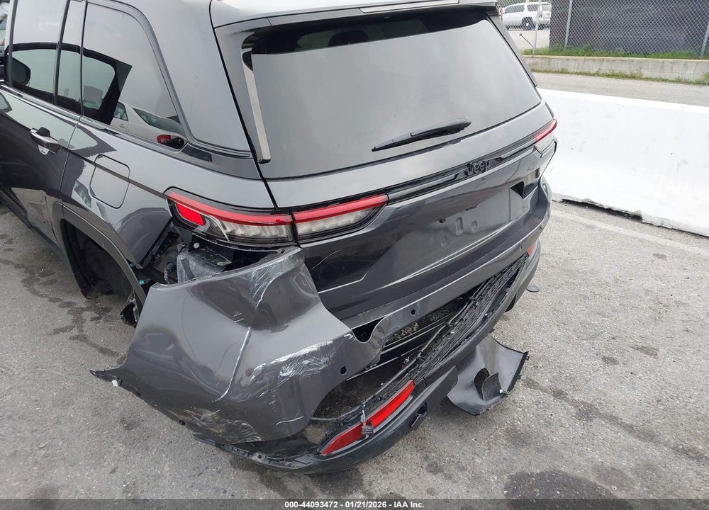 2025 JEEP GRAND CHEROKEE ALTITUDE 4X2 VIN: 1C4RJGAGXSC355610