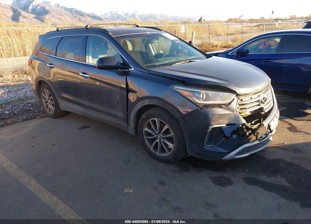 2017 HYUNDAI SANTA FE SE VIN: KM8SMDHF8HU199828