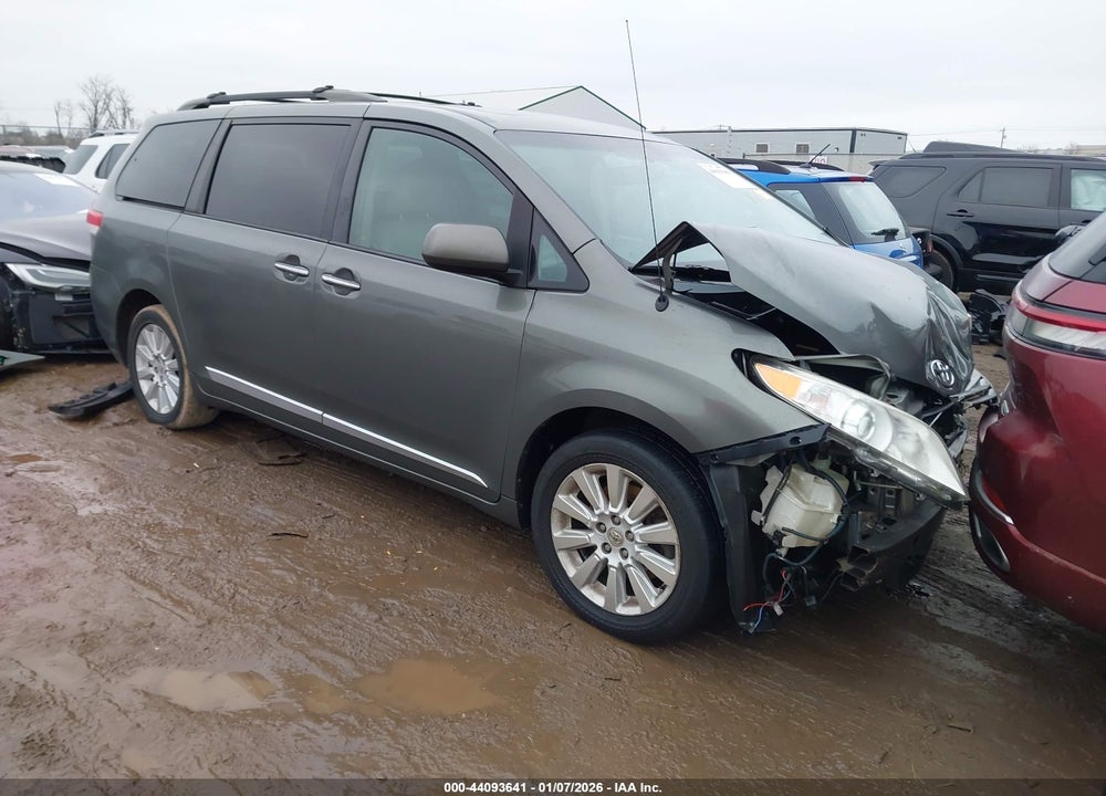 2012 TOYOTA SIENNA XLE 7 PASSENGER VIN: 5TDDK3DC3CS048157