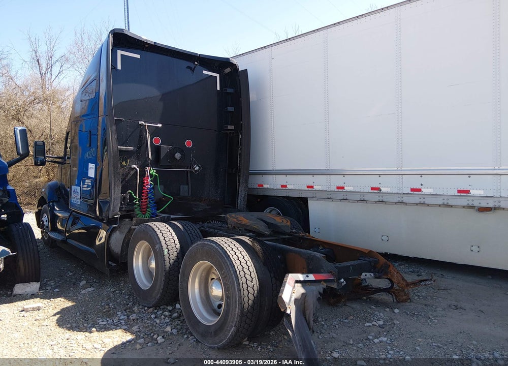2020 KENWORTH T680 VIN: 1XKYD49X8LJ344726