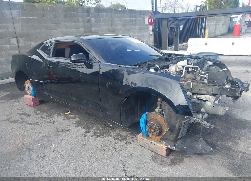 2018 CHEVROLET CAMARO 1SS VIN: 1G1FE1R71J0176695