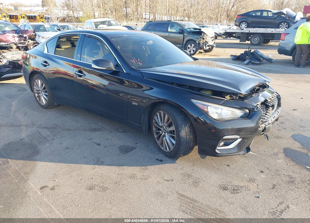 2018 INFINITI Q50 2.0T LUXE VIN: JN1CV7AR8JM280073