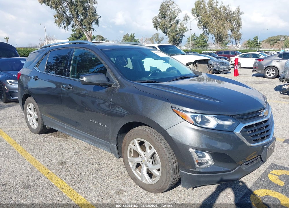 2018 CHEVROLET EQUINOX LT VIN: 2GNAXKEX5J6238248