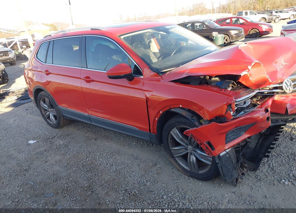 2018 VOLKSWAGEN TIGUAN 2.0T SEL PREMIUM VIN: 3VV5B7AXXJM131084