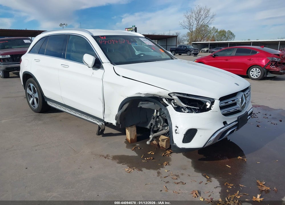 2022 MERCEDES-BENZ GLC 300 SUV VIN: W1N0G8DB2NG111680