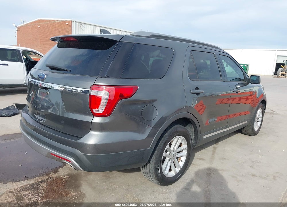 2017 FORD EXPLORER XLT VIN: 1FM5K7D86HGC88582