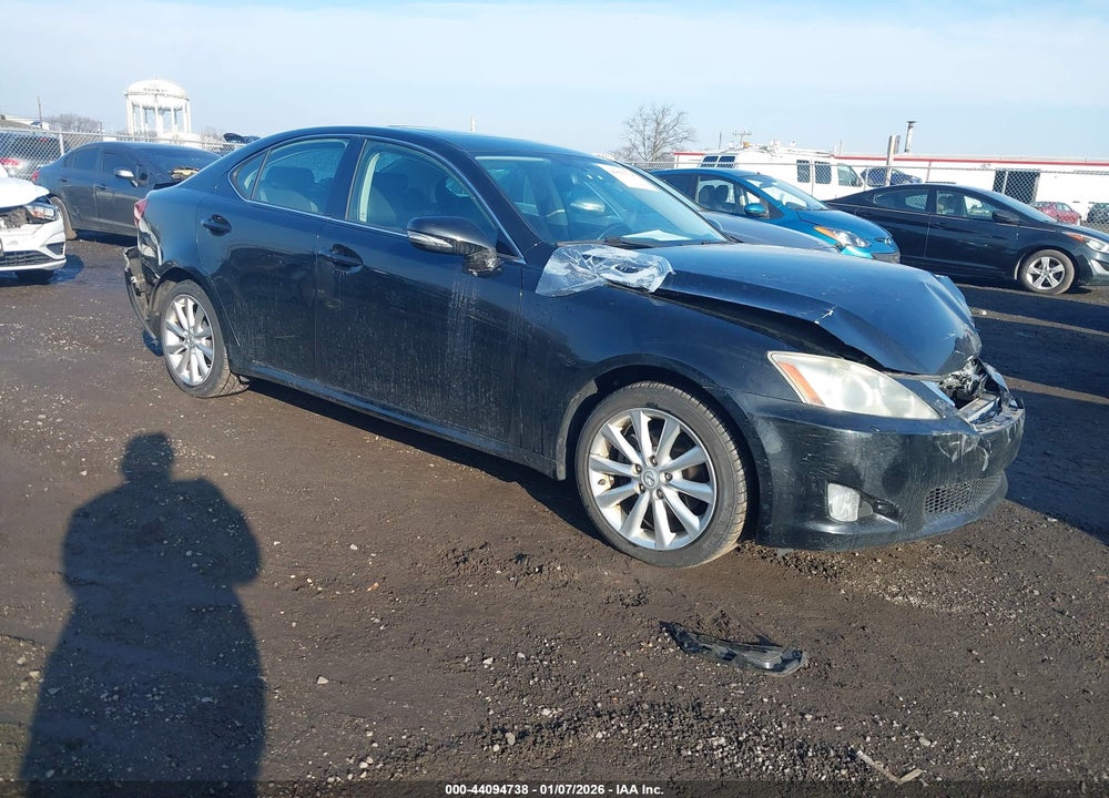 2009 LEXUS IS 250 VIN: JTHCK262095031677