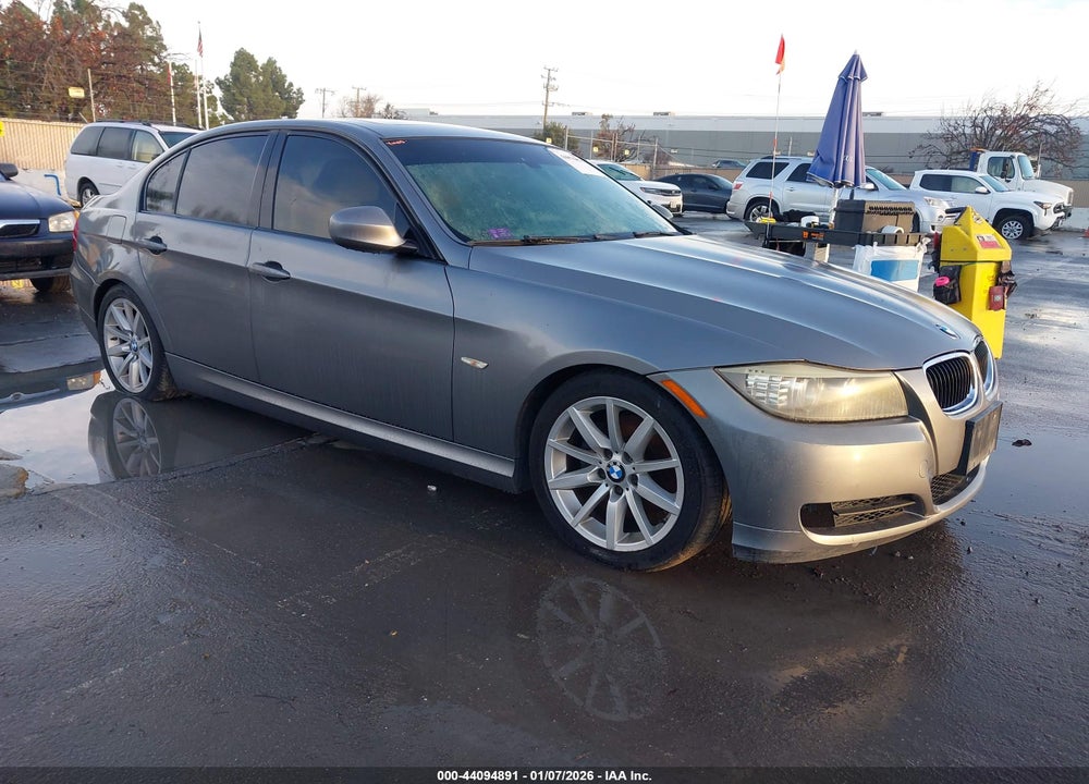 2010 BMW 328I VIN: WBAPH5C56AA440275