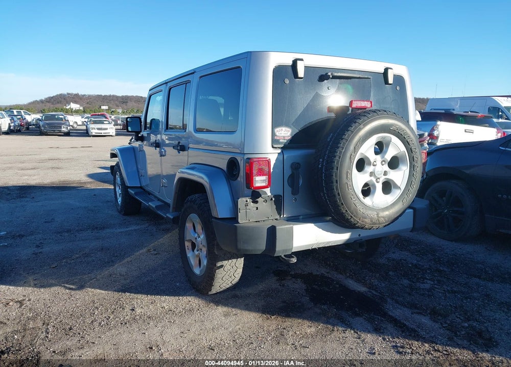 2014 JEEP WRANGLER UNLIMITED SAHARA VIN: 1C4BJWEG2EL258315