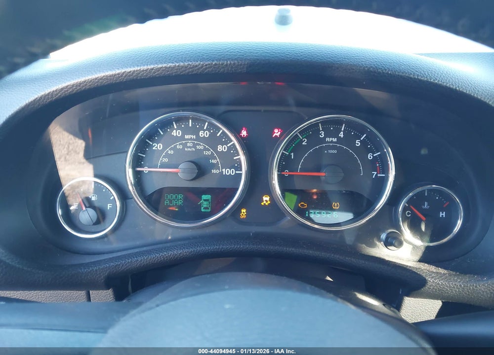 2014 JEEP WRANGLER UNLIMITED SAHARA VIN: 1C4BJWEG2EL258315