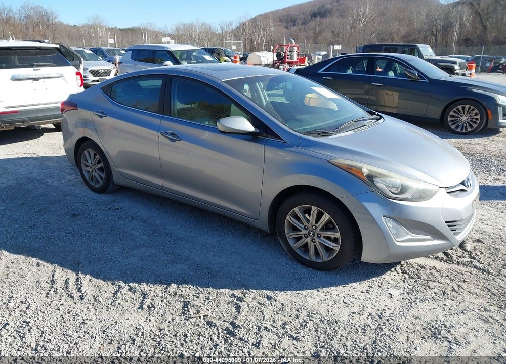 2015 HYUNDAI ELANTRA SE VIN: 5NPDH4AE4FH614525