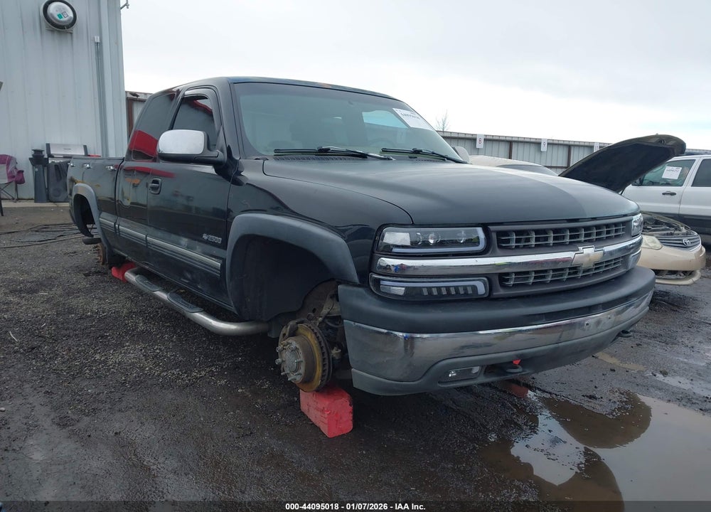 2000 CHEVROLET SILVERADO 2500 LT VIN: 1GCGK29U0YE149646