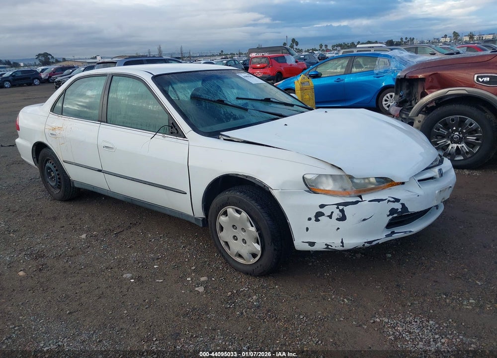 1998 HONDA ACCORD LX VIN: 1HGCG5649WA150726