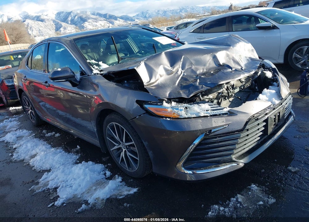 2022 TOYOTA CAMRY XLE AWD VIN: 4T1F11BK0NU061677
