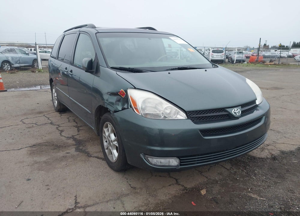 2005 TOYOTA SIENNA XLE VIN: 5TDZA22C25S224480