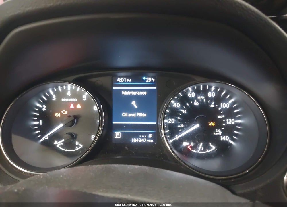 2018 NISSAN ROGUE SV VIN: 5N1AT2MV4JC754141