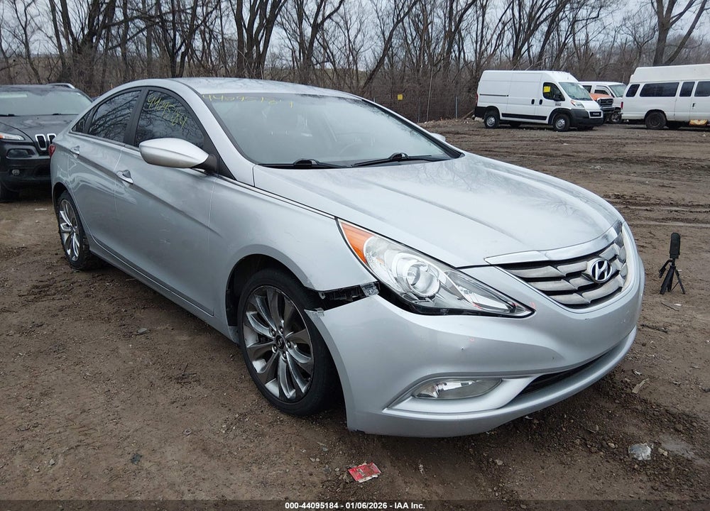 2011 HYUNDAI SONATA SE VIN: 5NPEC4AC4BH061564