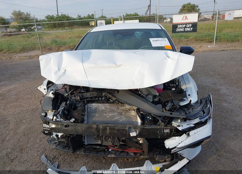 2025 HYUNDAI ELANTRA HYBRID SEL SPORT VIN: KMHLM4DJ3SU152146
