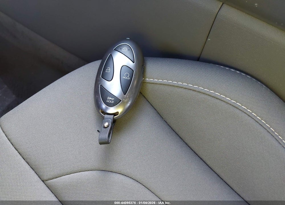 2025 HYUNDAI ELANTRA HYBRID SEL SPORT VIN: KMHLM4DJ3SU152146