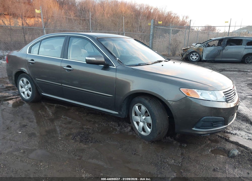 2010 KIA OPTIMA LX VIN: KNAGG4A88A5437669