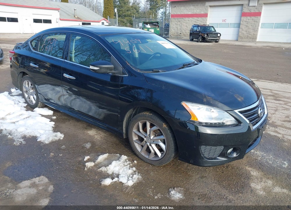 2015 NISSAN SENTRA SR VIN: 3N1AB7AP2FY364196