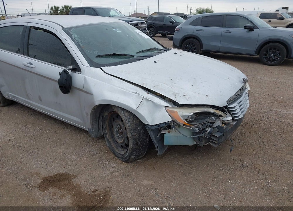 2012 CHRYSLER 200 LX VIN: 1C3CCBAB8CN135089