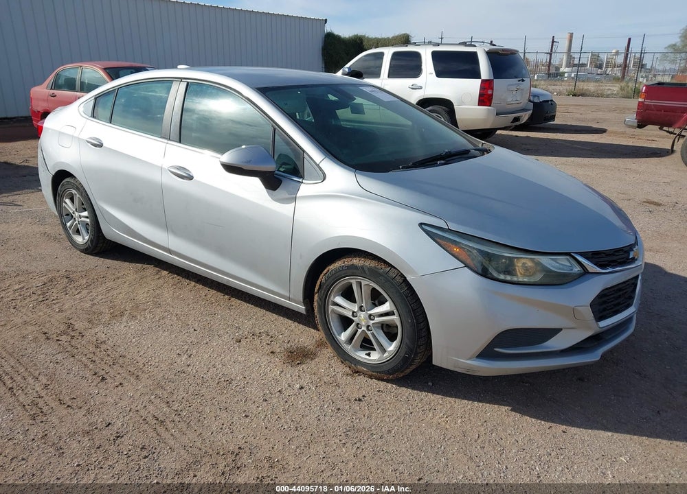 2017 CHEVROLET CRUZE LT AUTO VIN: 1G1BE5SM2H7201224