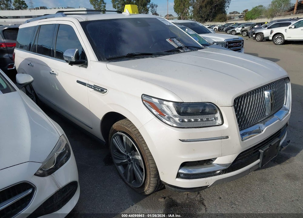 2018 LINCOLN NAVIGATOR L BLACK LABEL VIN: 5LMJJ3TT1JEL18053