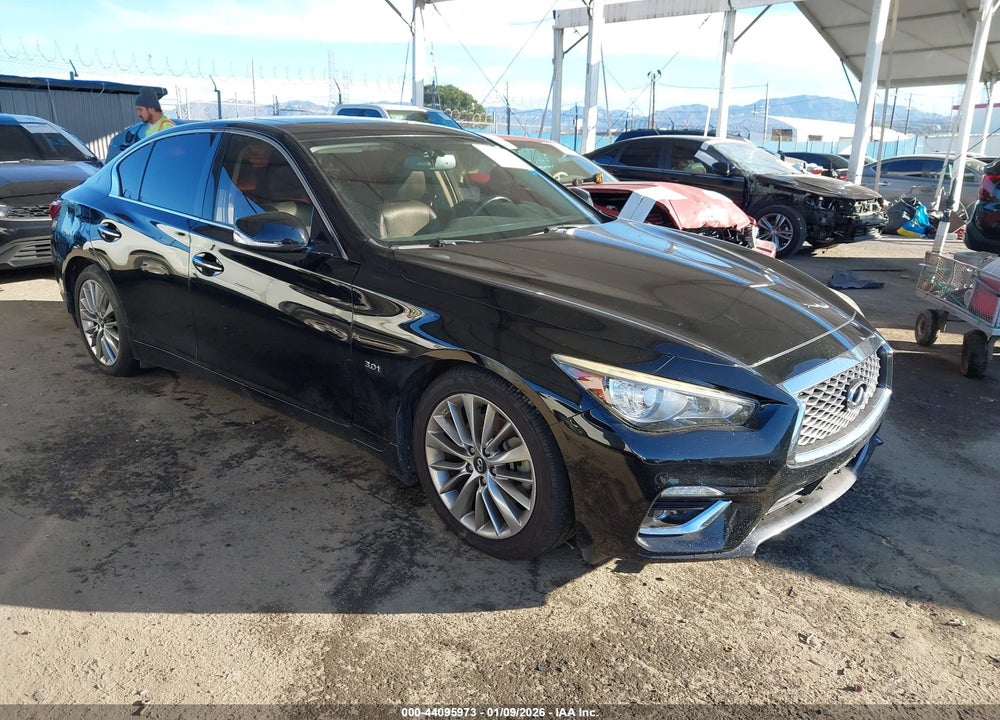 2018 INFINITI Q50 3.0T LUXE VIN: JN1EV7AP1JM590606