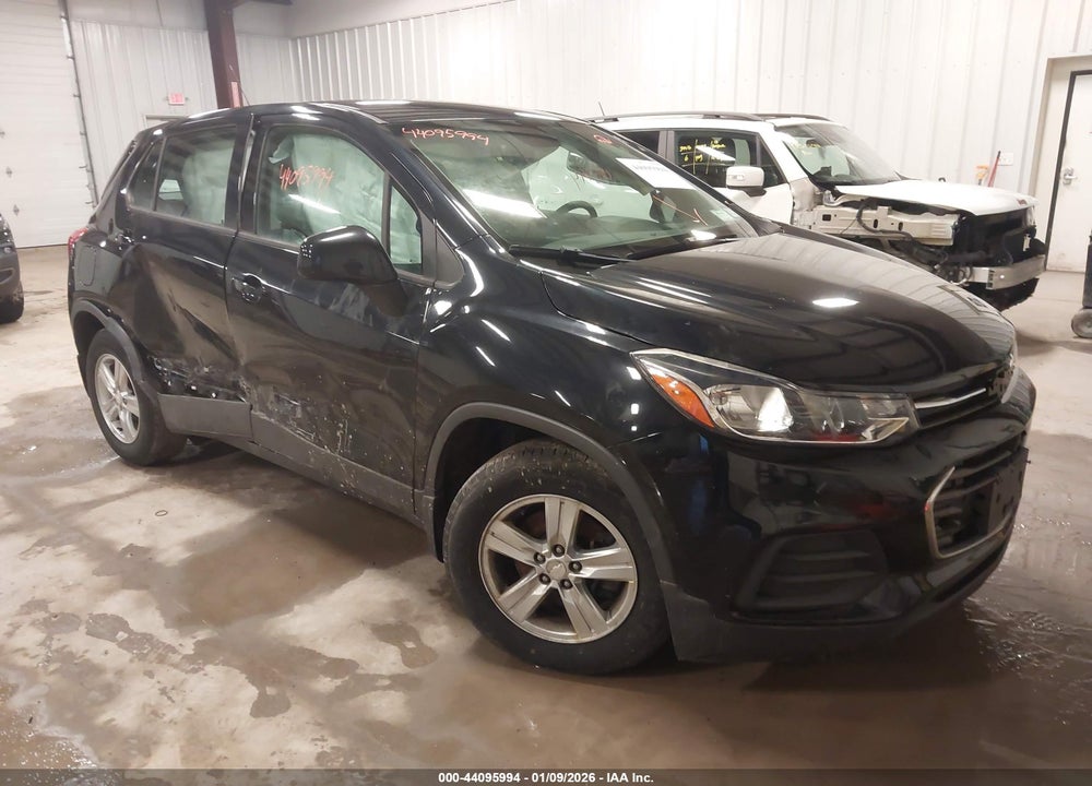 2019 CHEVROLET TRAX LS VIN: 3GNCJKSB7KL233889