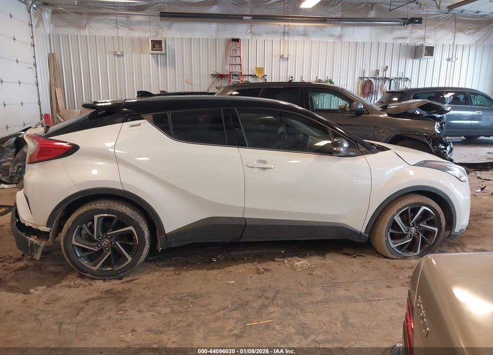 2020 TOYOTA C-HR XLE VIN: NMTKHMBX5LR116507
