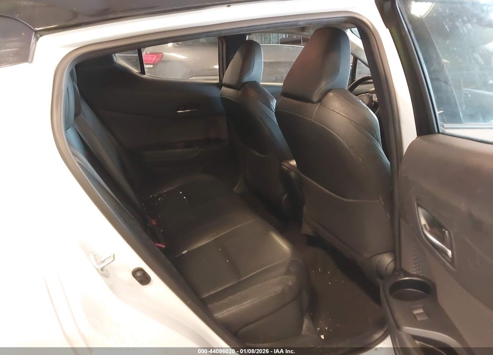 2020 TOYOTA C-HR XLE VIN: NMTKHMBX5LR116507