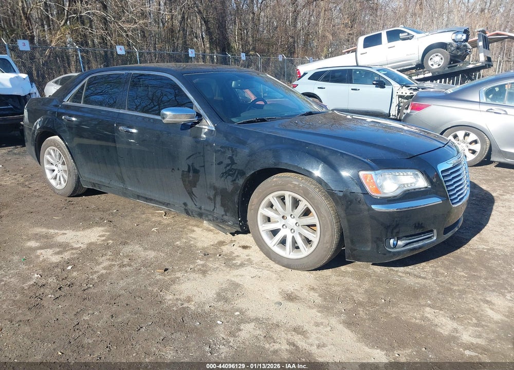 2013 CHRYSLER 300C VIN: 2C3CCAETXDH657410