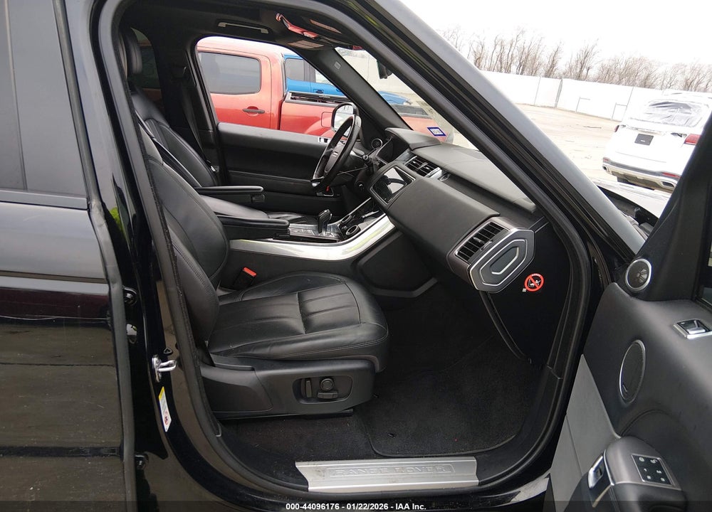 2018 LAND ROVER RANGE ROVER SPORT HSE VIN: SALWR2RV3JA193517
