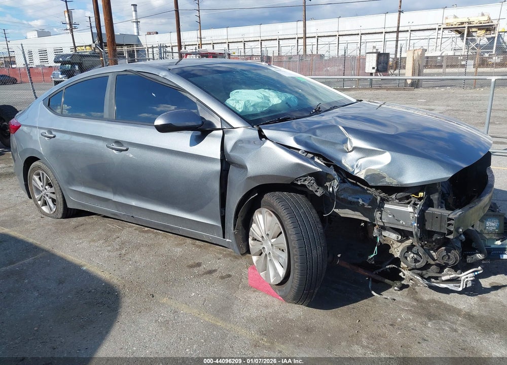 2018 HYUNDAI ELANTRA SEL VIN: KMHD84LF8JU623373