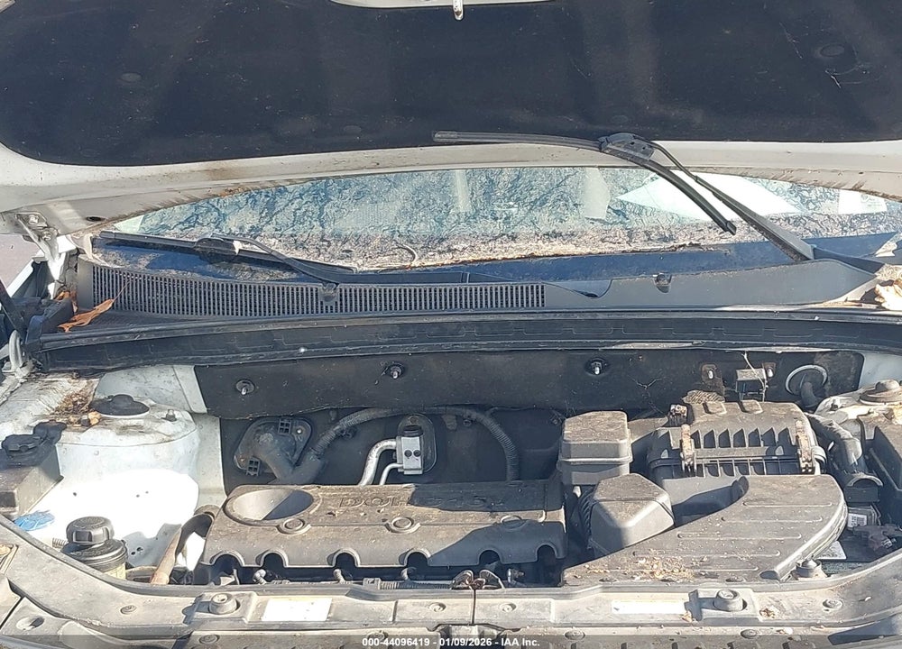 2011 KIA SORENTO LX VIN: 5XYKT4A12BG173949
