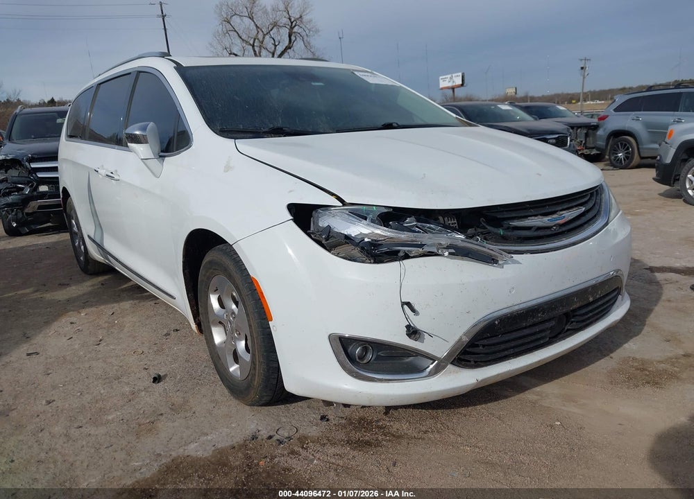2018 CHRYSLER PACIFICA HYBRID LIMITED VIN: 2C4RC1N78JR214476