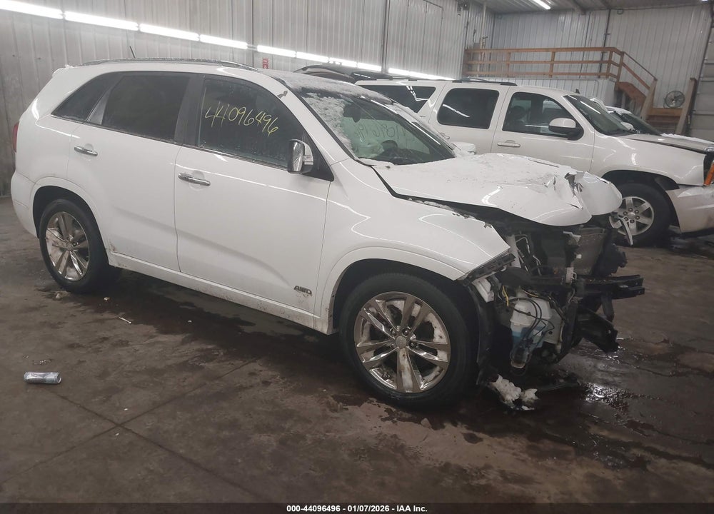 2014 KIA SORENTO LIMITED V6 VIN: 5XYKWDA74EG439147