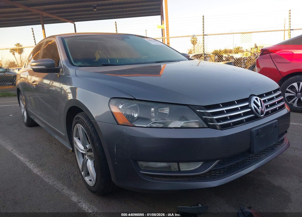 2014 VOLKSWAGEN PASSAT 2.0L TDI SEL PREMIUM VIN: 1VWCN7A35EC068068