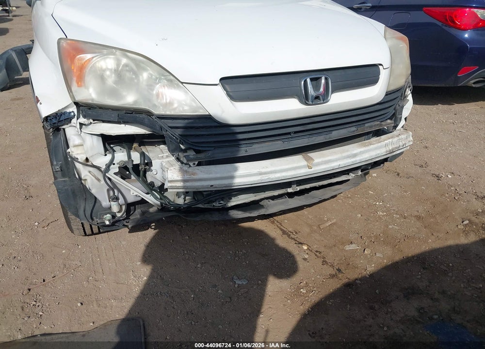 2009 HONDA CR-V LX VIN: JHLRE38309C000751