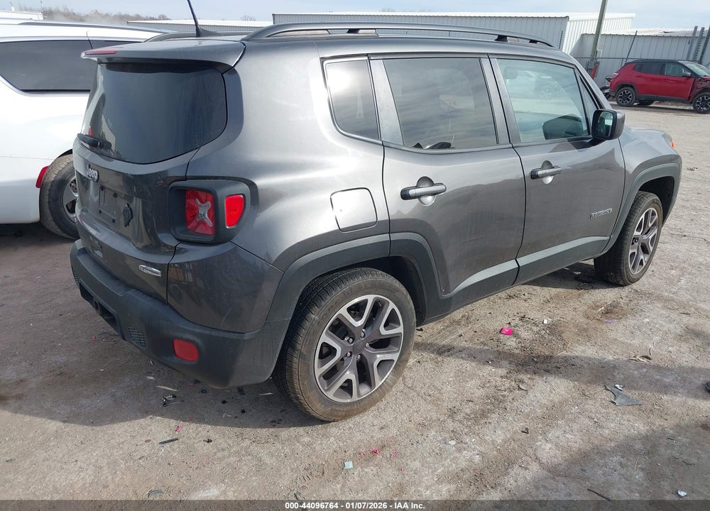 2018 JEEP RENEGADE LATITUDE 4X4 VIN: ZACCJBBB2JPG79236