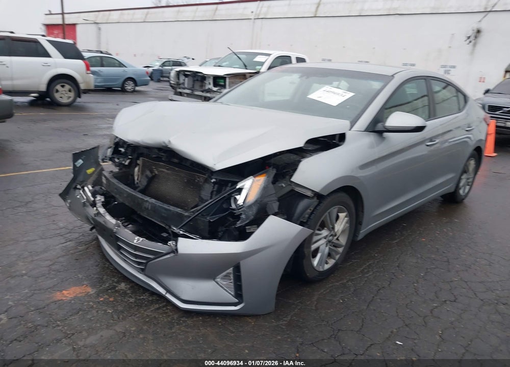 2020 HYUNDAI ELANTRA SEL VIN: 5NPD84LF1LH571795