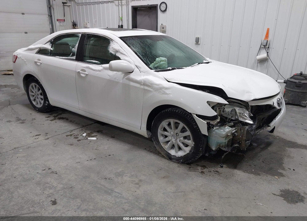 2011 TOYOTA CAMRY XLE V6 VIN: 4T1BK3EK5BU612524