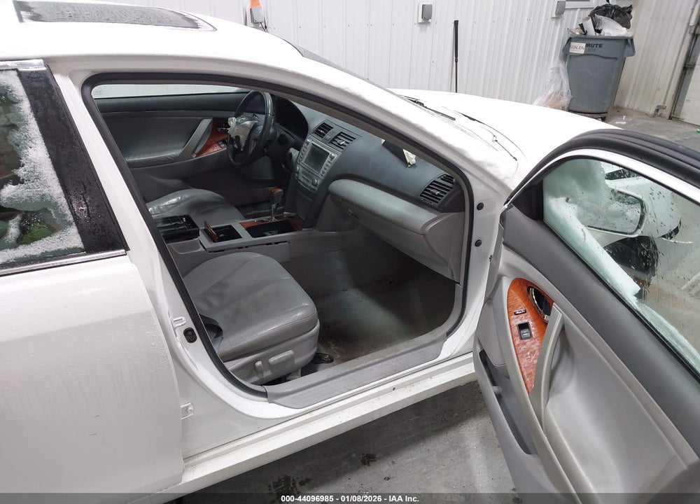 2011 TOYOTA CAMRY XLE V6 VIN: 4T1BK3EK5BU612524