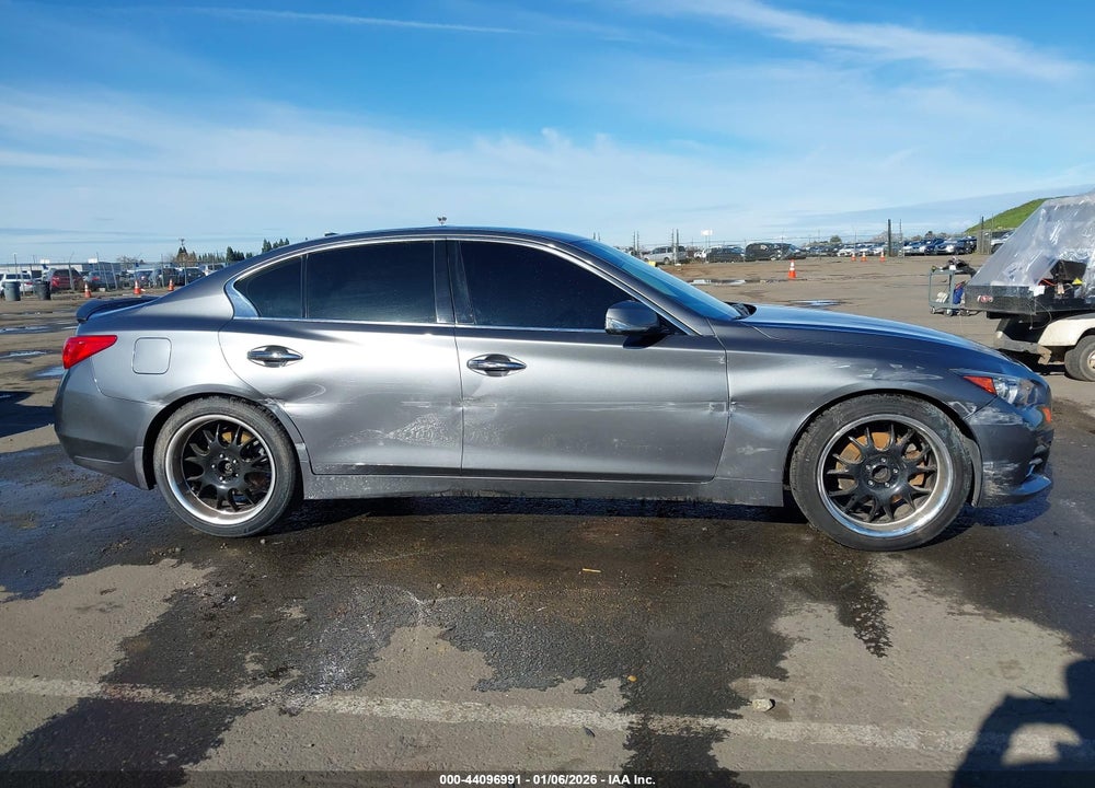2016 INFINITI Q50 3.0T PREMIUM VIN: JN1EV7APXGM305622