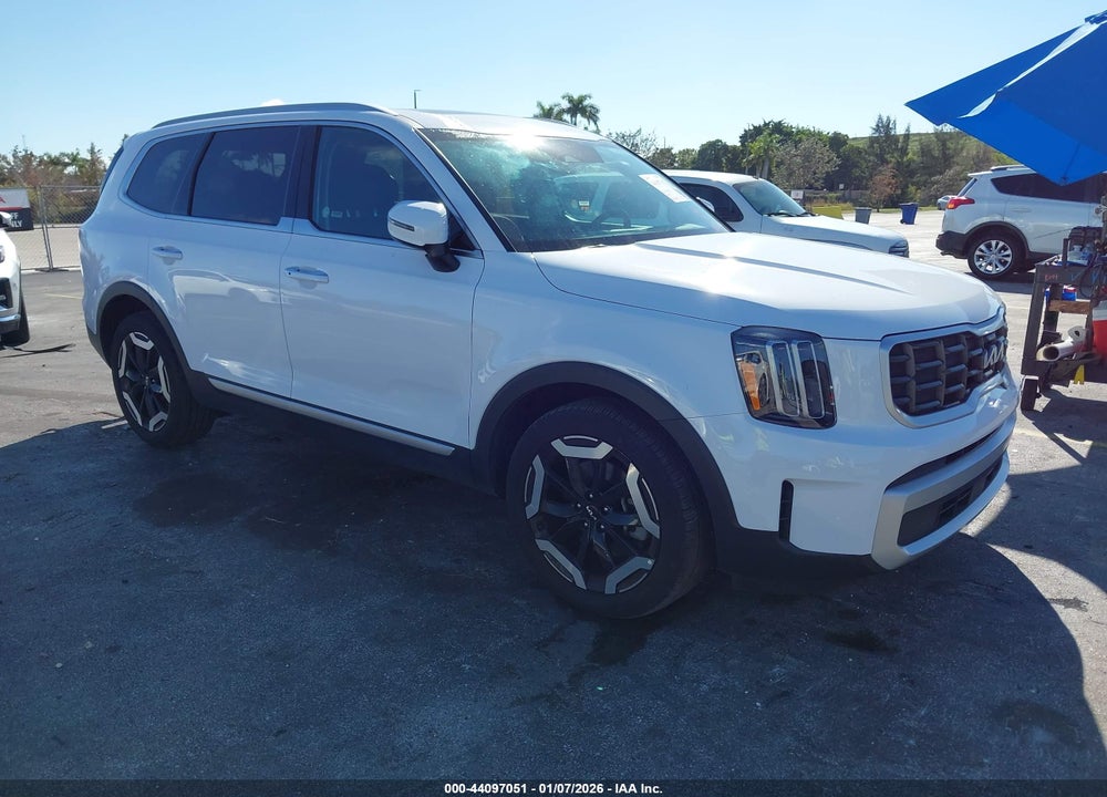 2025 KIA TELLURIDE S VIN: 5XYP6DGC8SG588280