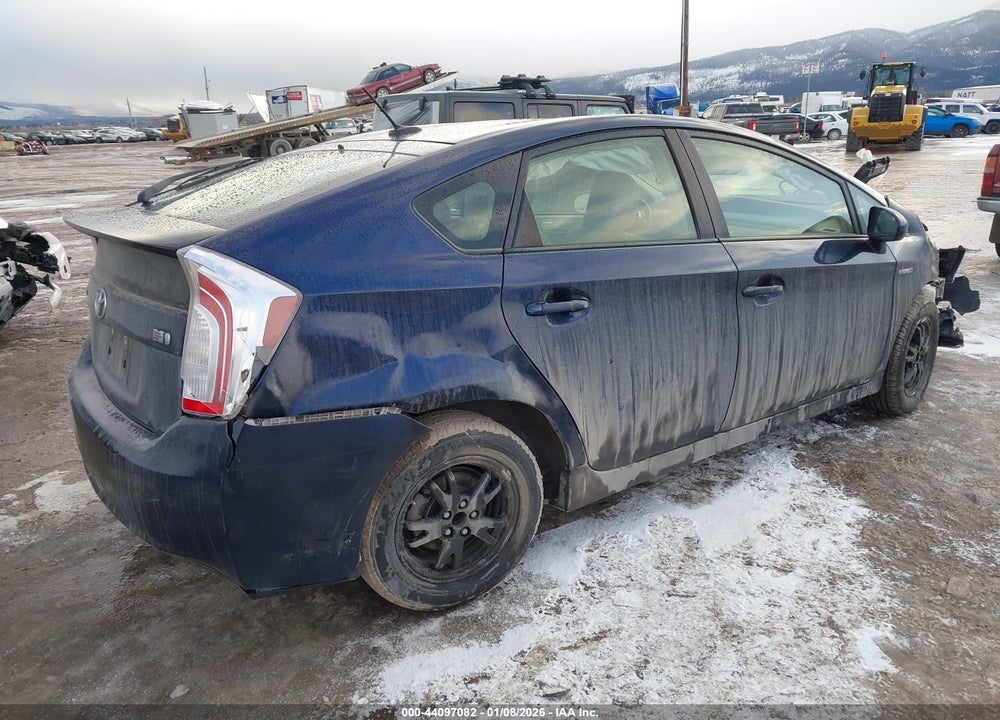 2015 TOYOTA PRIUS FOUR VIN: JTDKN3DUXF0413822
