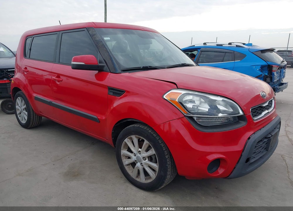 2012 KIA SOUL + VIN: KNDJT2A60C7384772