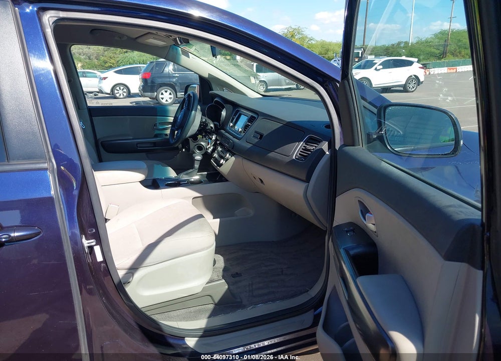 2020 KIA SEDONA LX VIN: KNDMB5C14L6593456